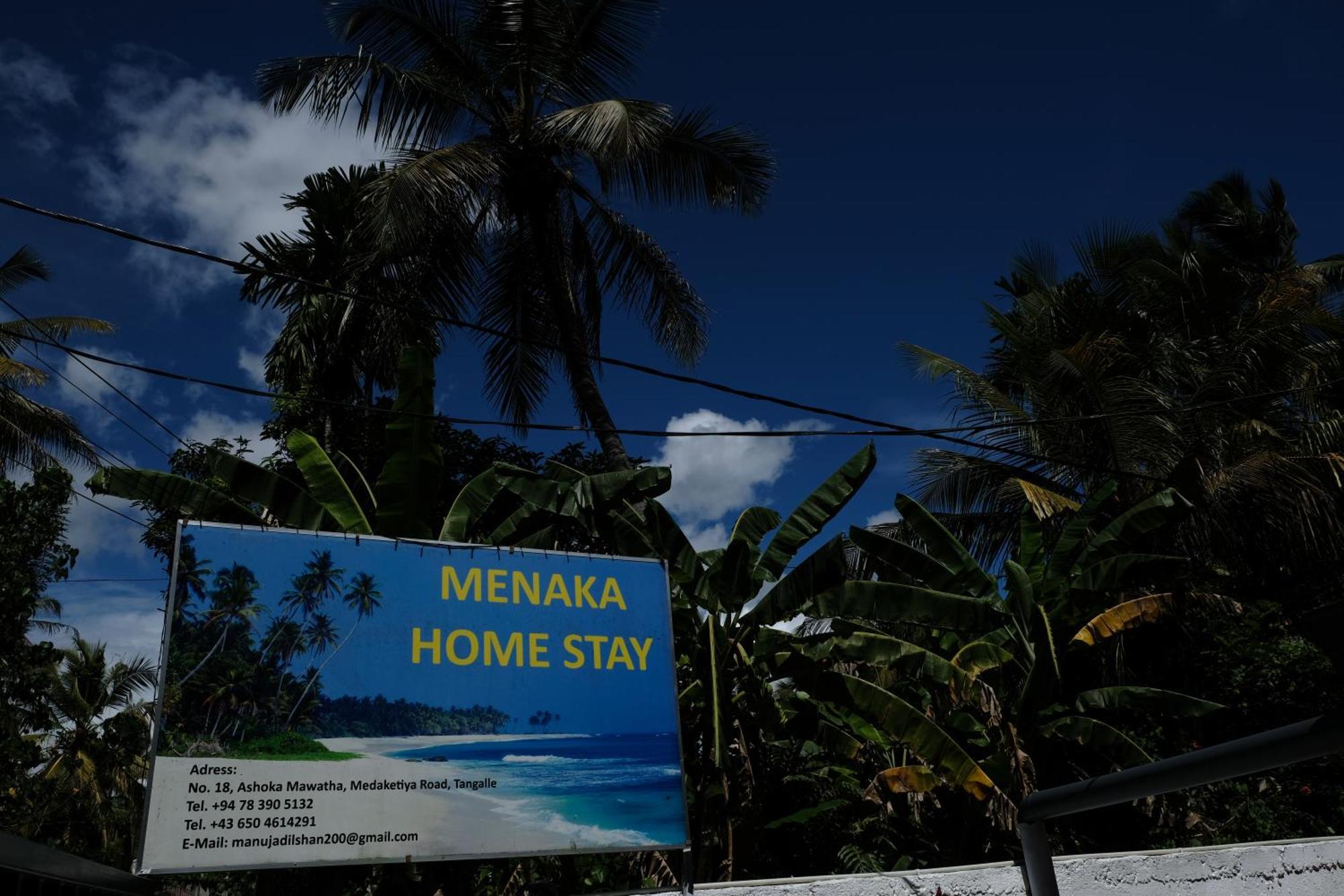 Menaka Homestay 탕갈레 외부 사진