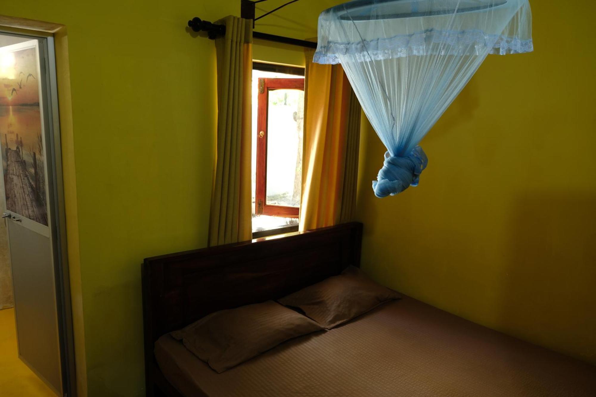 Menaka Homestay 탕갈레 외부 사진